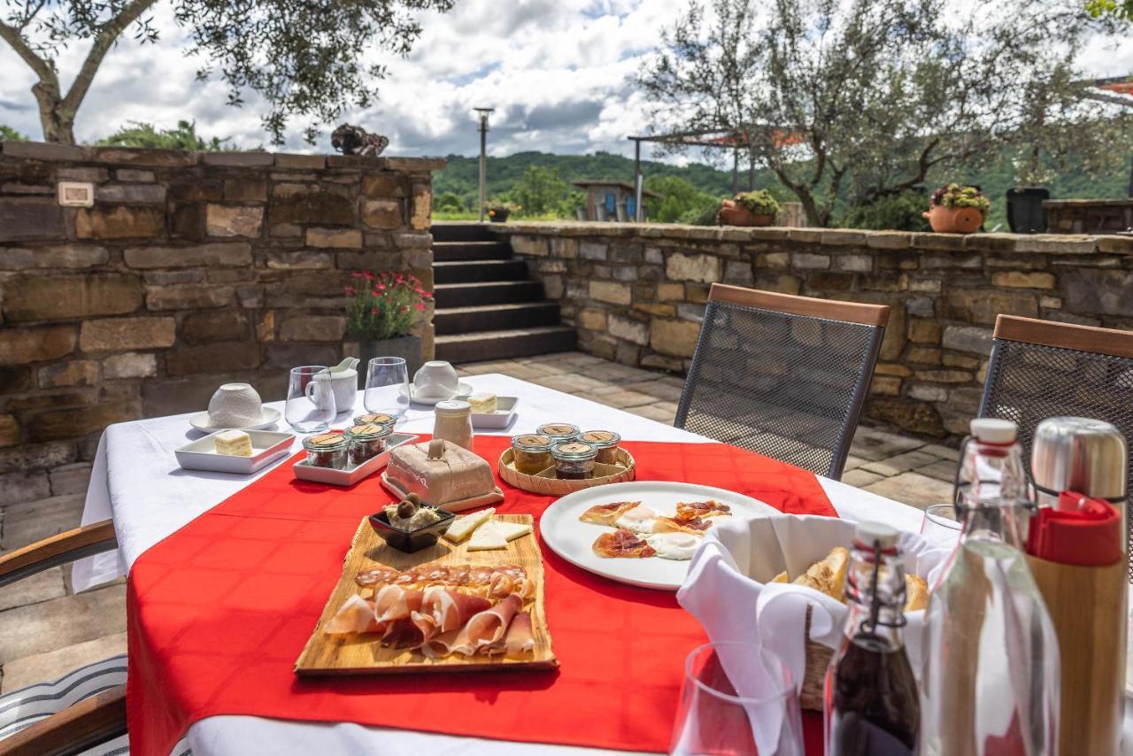 Touristfarm - Apartments "Red Fairytale" Marezige Luaran gambar